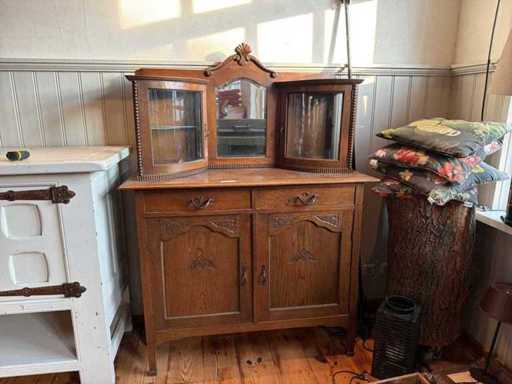 Display/opberg kast met spiegel