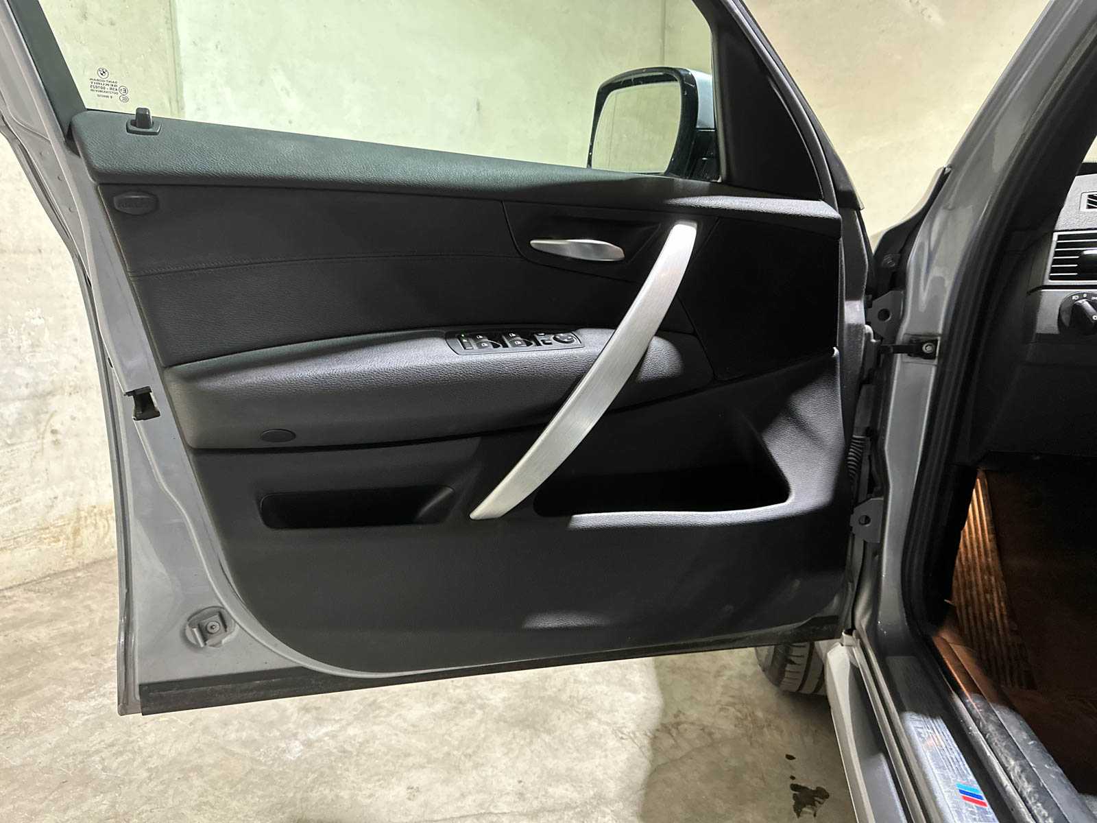 BMW X3 2.5si M-Sport Executive 218pk 2007 E83, T-942-JB Youngtimer