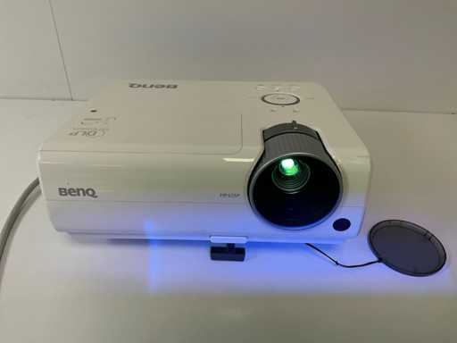 BenQ (MP625P) 2,700 Lumens XGA Projector (2032 Hrs - Lamp Hours)