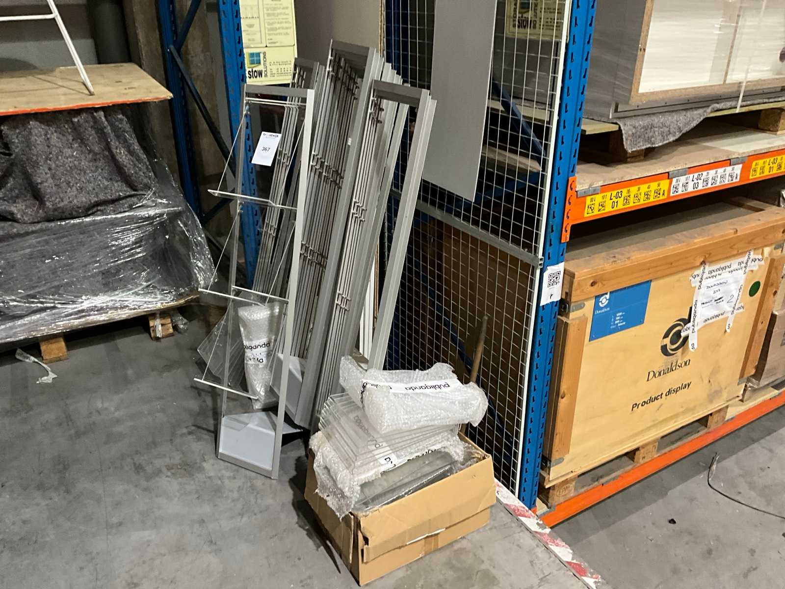 Brochure tripod (18x)