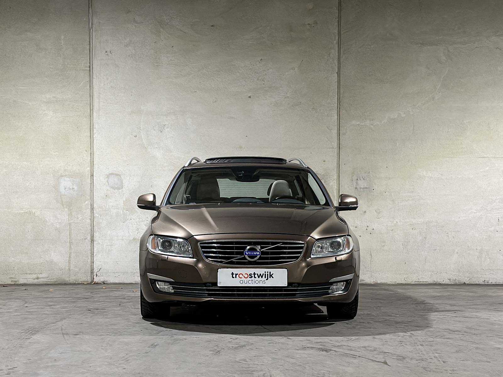 Volvo V70 2.0 D4 Summum 181pk 2015 (Origineel-NL), GB-859-B