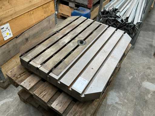 T-slot clamping table