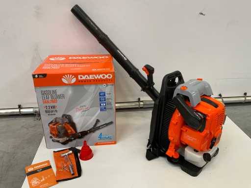 Daewoo DABL7662 Benzin-Rucksack-Laubbläser
