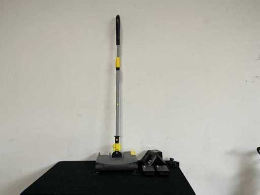 Balai électrique professionnel Kärcher EB 30/1