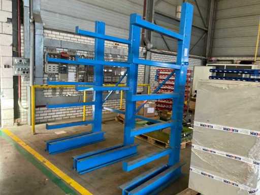 Cantilever rack