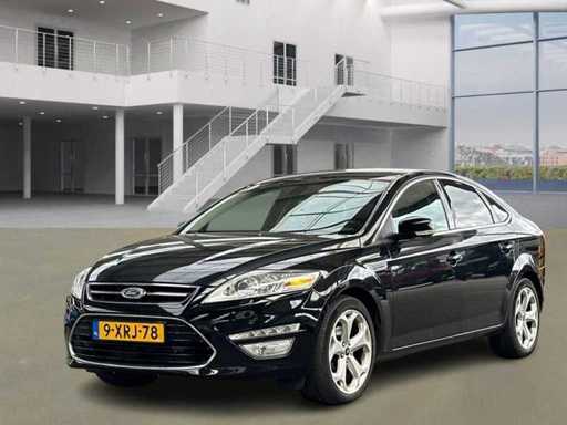 Ford Mondeo 1.6 EcoBoost Platinum; 9-XRJ-78