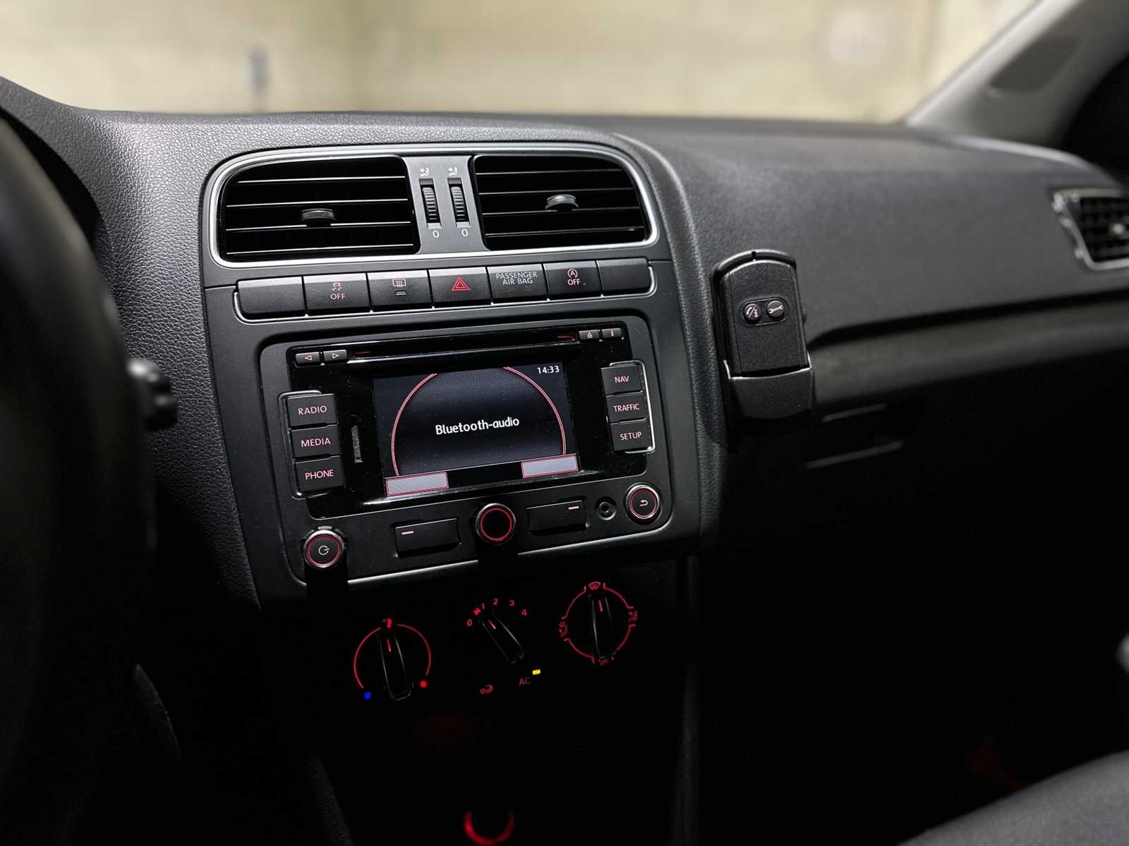 Volkswagen Polo 1.2 TDI BlueMotion Comfortline 75hp 2012 (Original-NL), 22-TTL-2