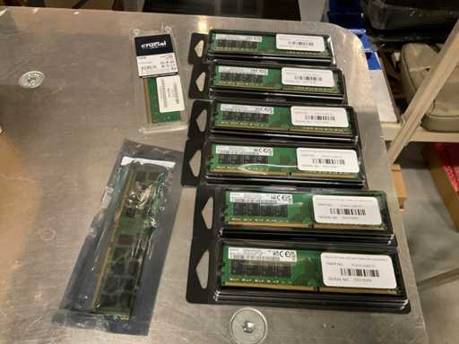 Diverse desktop memeory (8x)