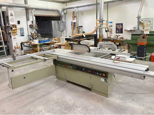 Well-kept and fine carpentry