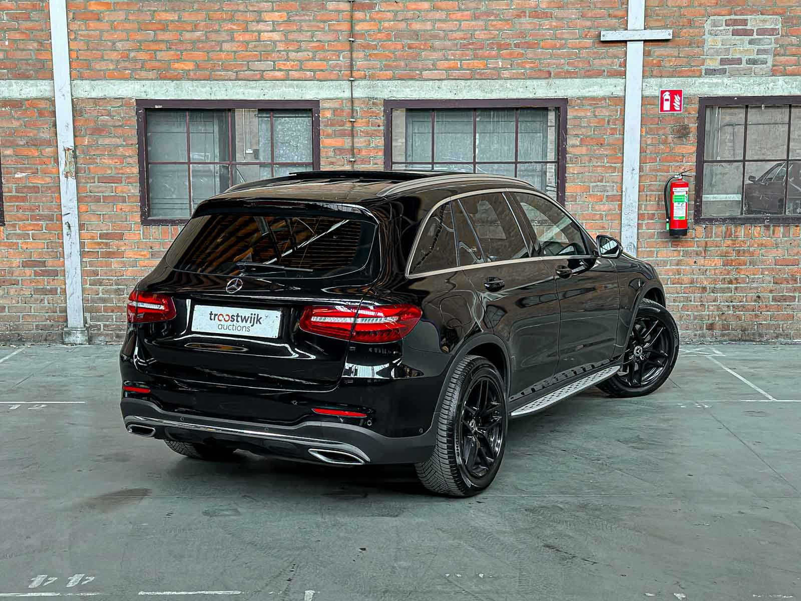 Mercedes-Benz GLC220 d 4Matic Edition 1 AMG 170pk 2016 GLC-klasse, RX-422-X