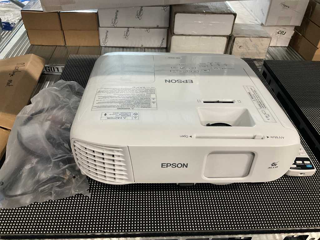 Epson - EB922F - Proiector