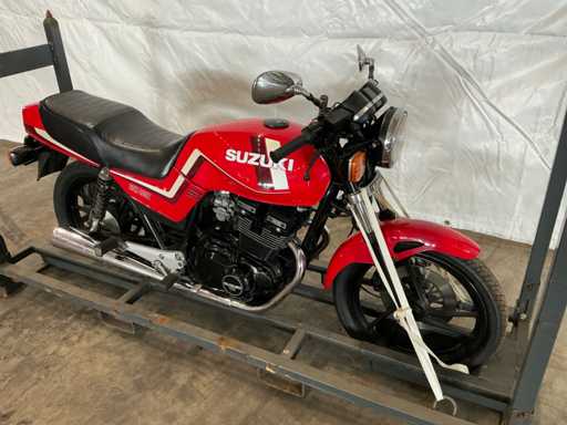 1985 Suzuki Tour GSX 400E Motorrad