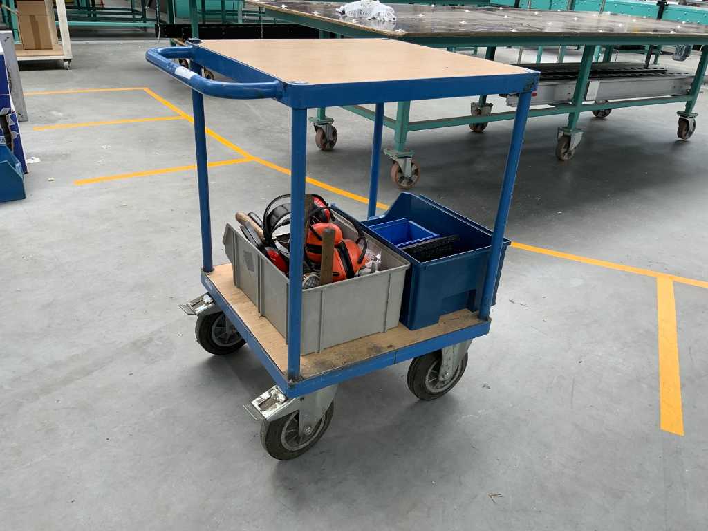 Fetra - Werkplaatswagen inclusief diverse handgereedschappen