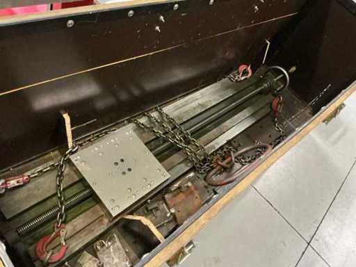 Liniaire actuator/ Freesbalk X-as