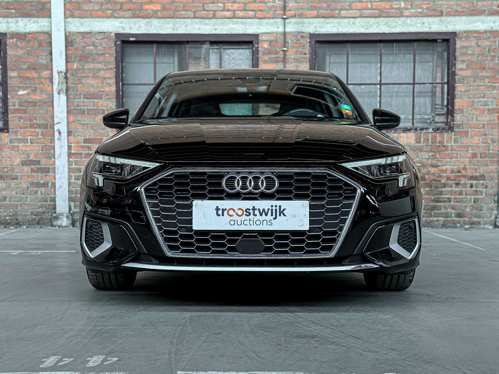 Audi A3 Sportback 35 TFSI Business Edition S Tronic 150pk 2021 (Origineel-NL + 1e Eigenaar), L-816-PG