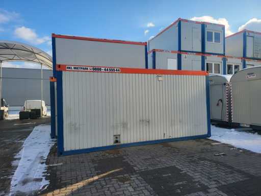 CONA BLACK-AND-WHITE CONTAINER SANI 20 ́ - Defect