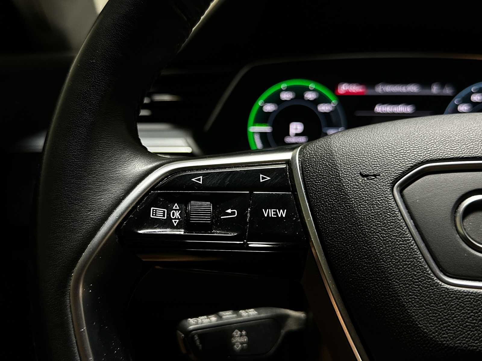 Audi e-tron Sportback 55 quattro edition 95 kWh 408pk 2022 (Origineel-NL + 1e eigenaar), P-835-GD