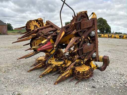 2007 Kemper - New Holland 375/470E Corn coupe for Forage Harvester