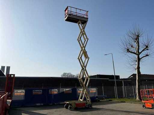 Plateforme de travail aérienne JLG 3246ES 2014