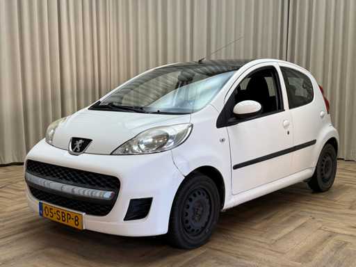 Peugeot 107 1.0-12V XS 2011