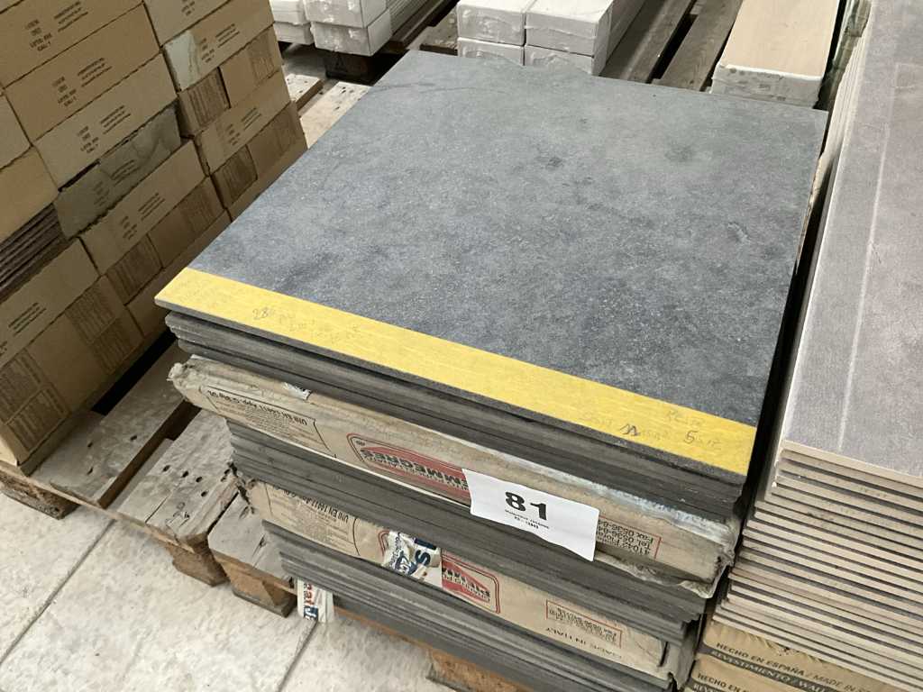 Approx. 11.15 m2 granite floor tile PIEMMEGRES ABSULUT NERO