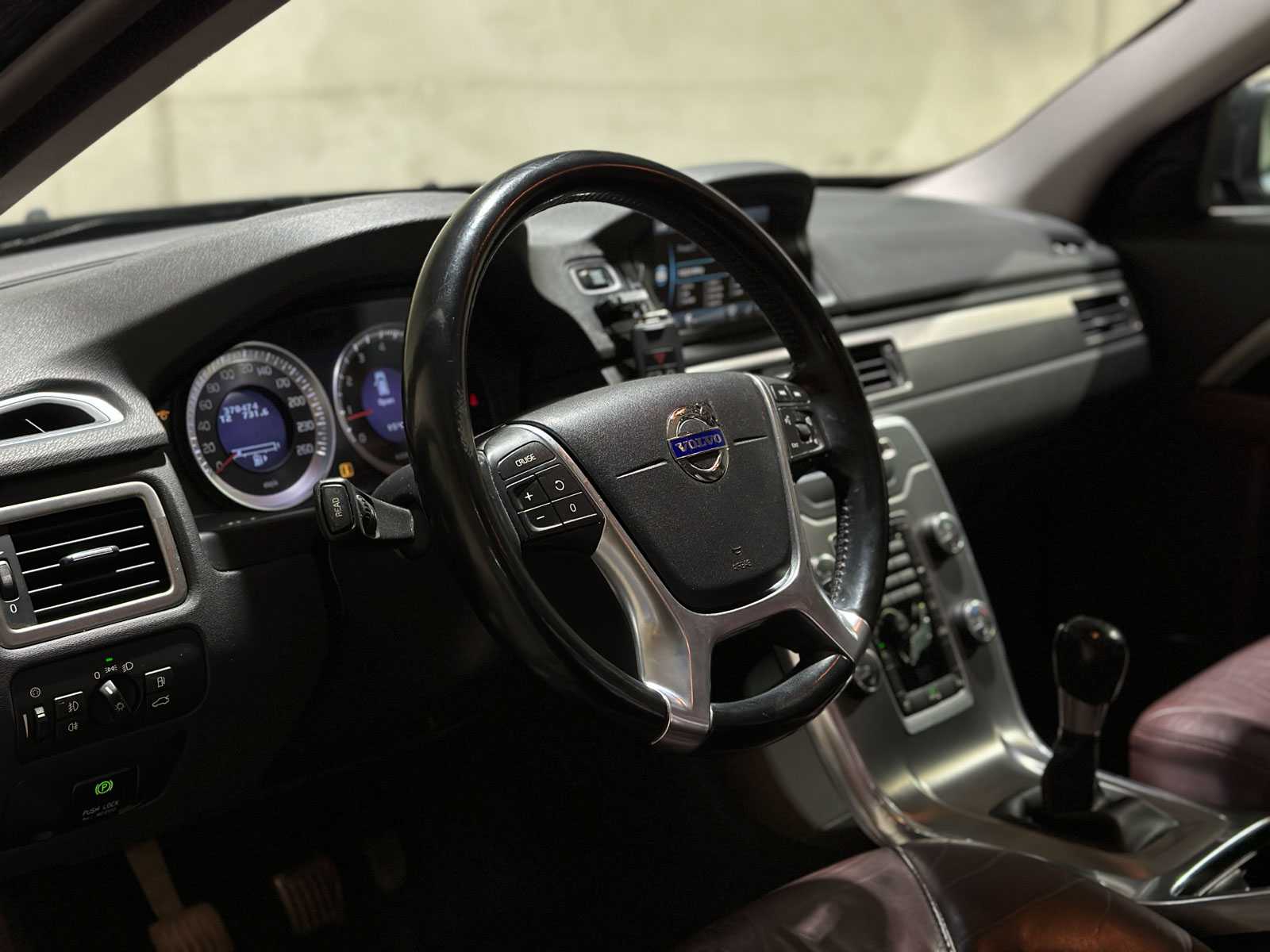 Volvo V70 1.6 T4 Limited Edition 179pk 2011 (Origineel-NL), 63-RSF-2