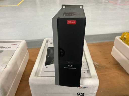 Danfoss 302PK75T5E20H1 0.75 Kw Frequency Converter