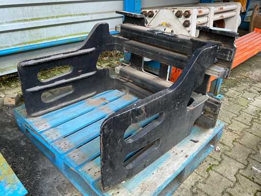 Cascade FEM 2 Bale Clamp