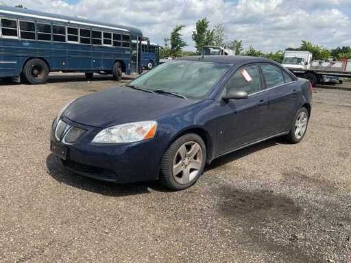 Carrozza passeggeri Pontiac G6 2008