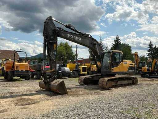 VOLVO - EC220L - Tracked Excavator - 2013