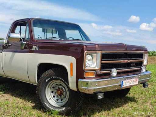 GMC SIERRA 2500 Pickup / Truck Open Box Year 1975, Oldtimer