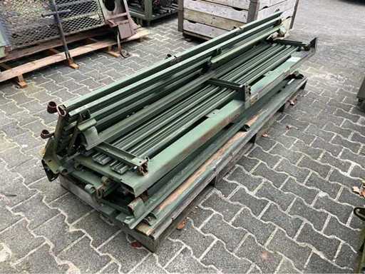 Hummer fold-out benches (5x)