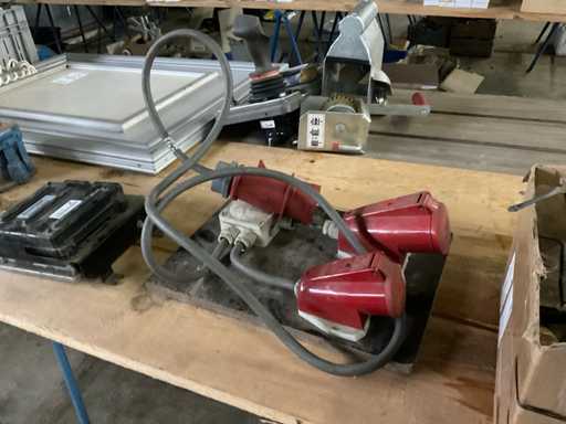 Distribution unit 400V