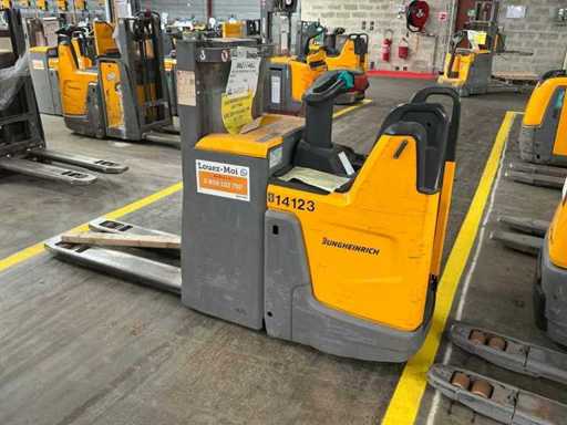 Jungheinrich - 2020 - ERD 220 119 GAB 290 DT-LCD - Reach Stacker