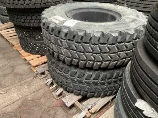 GoodYear Band (2x)