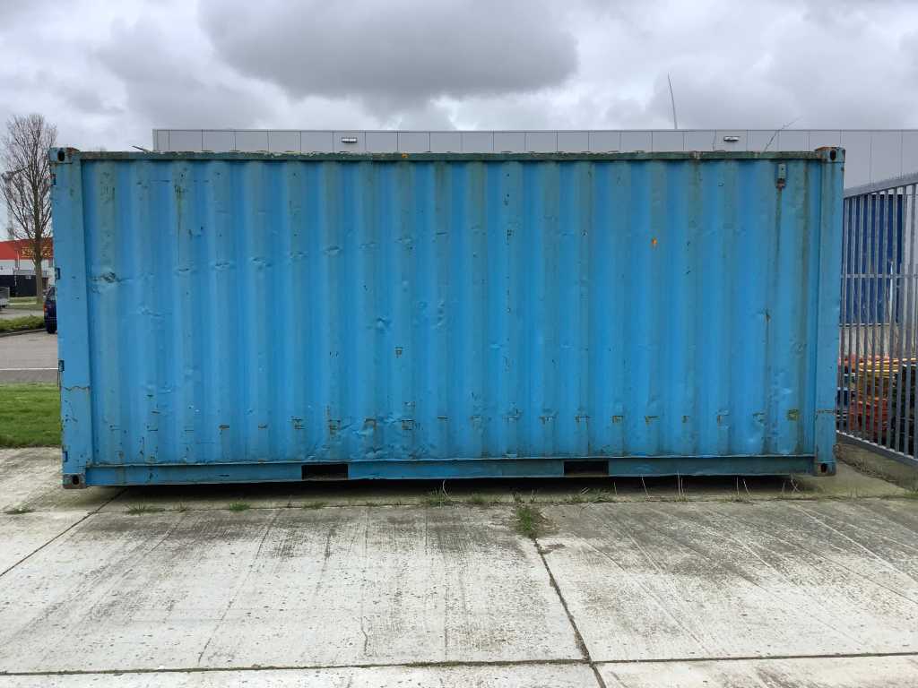 Shipping container 20ft on sledge 