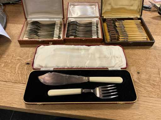 Serveerset Harison Fisher + diverse zilveren serveersets (3x)