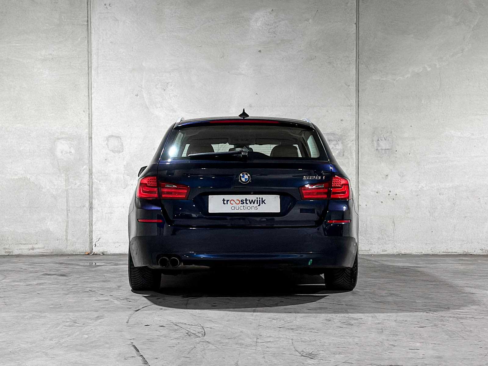 BMW 528xi Touring High Executive 245pk (Origineel-NL) 2012 5-serie, 89-TXH-2