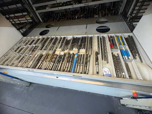   Lot Twist Drill Bit