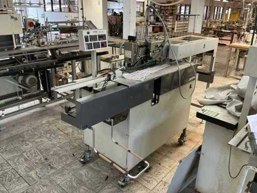 Brother BAS500 Knoopsgatenautomaat