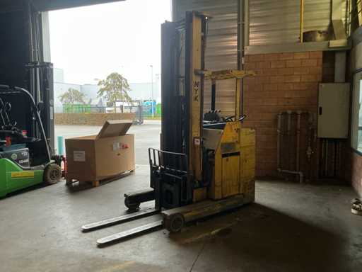 NYK FBRFW20 Reach truck