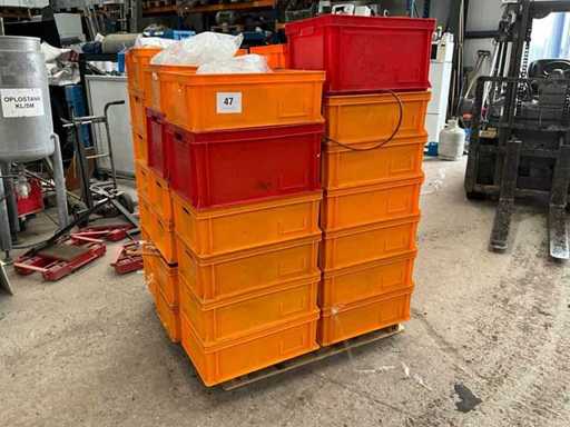 Bacs d’empilage en plastique avec contenu (38x)