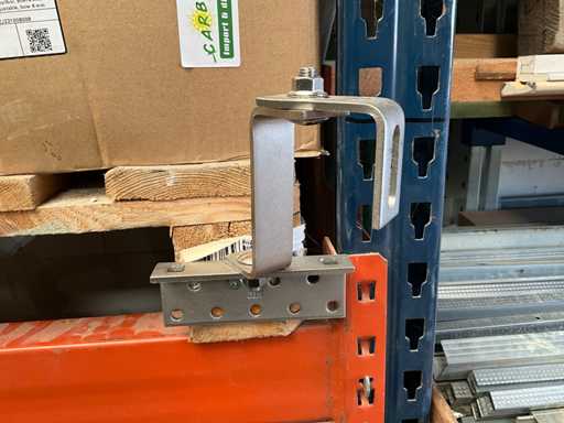 Costruzione e ganci di fissaggio (430x)