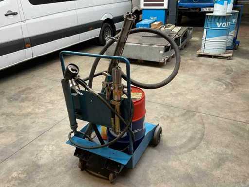 Trolley with barrel Eurol transmission oil 75W80