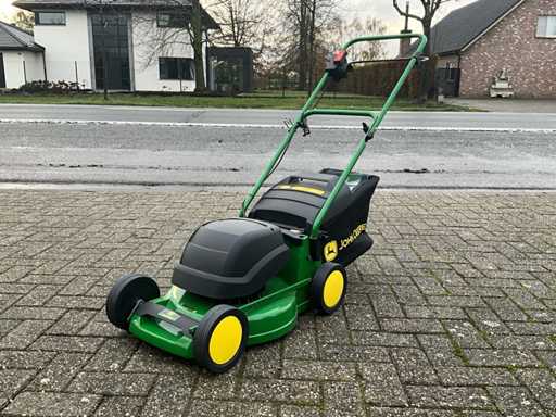 John Deere R43EL Lawn Mower