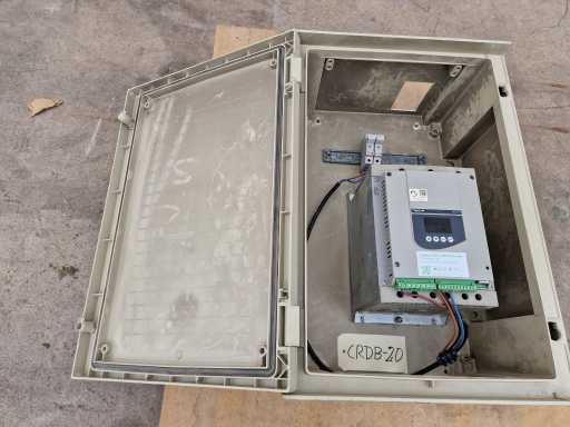 DÉMARREUR DOUX SCHNEIDER TELEMECANIQUE ALTISTART 48 D 75 Q pour moteur asynchrone