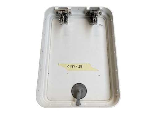 CRN Vertical Gunwale Flat Hatch Pos.25 WHD access hatch opening