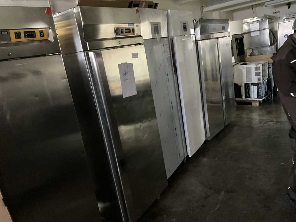 Coolpoint Refrigerator