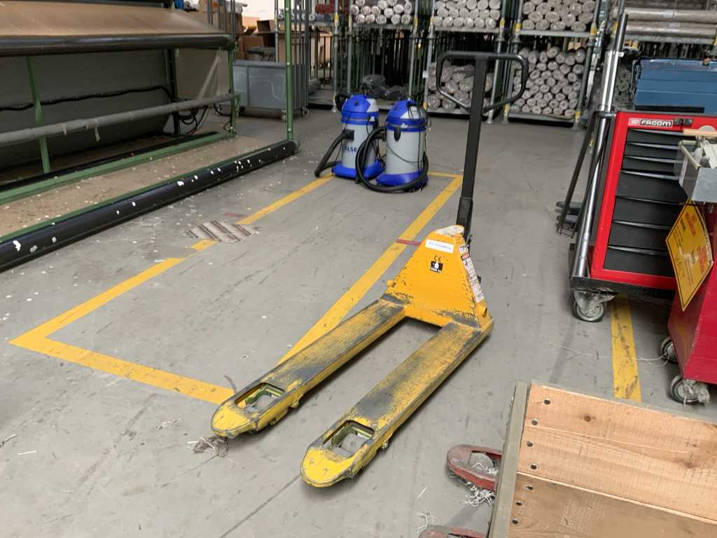 2018 TotalSource TRP007 Hand Hydraulic Pallet Truck