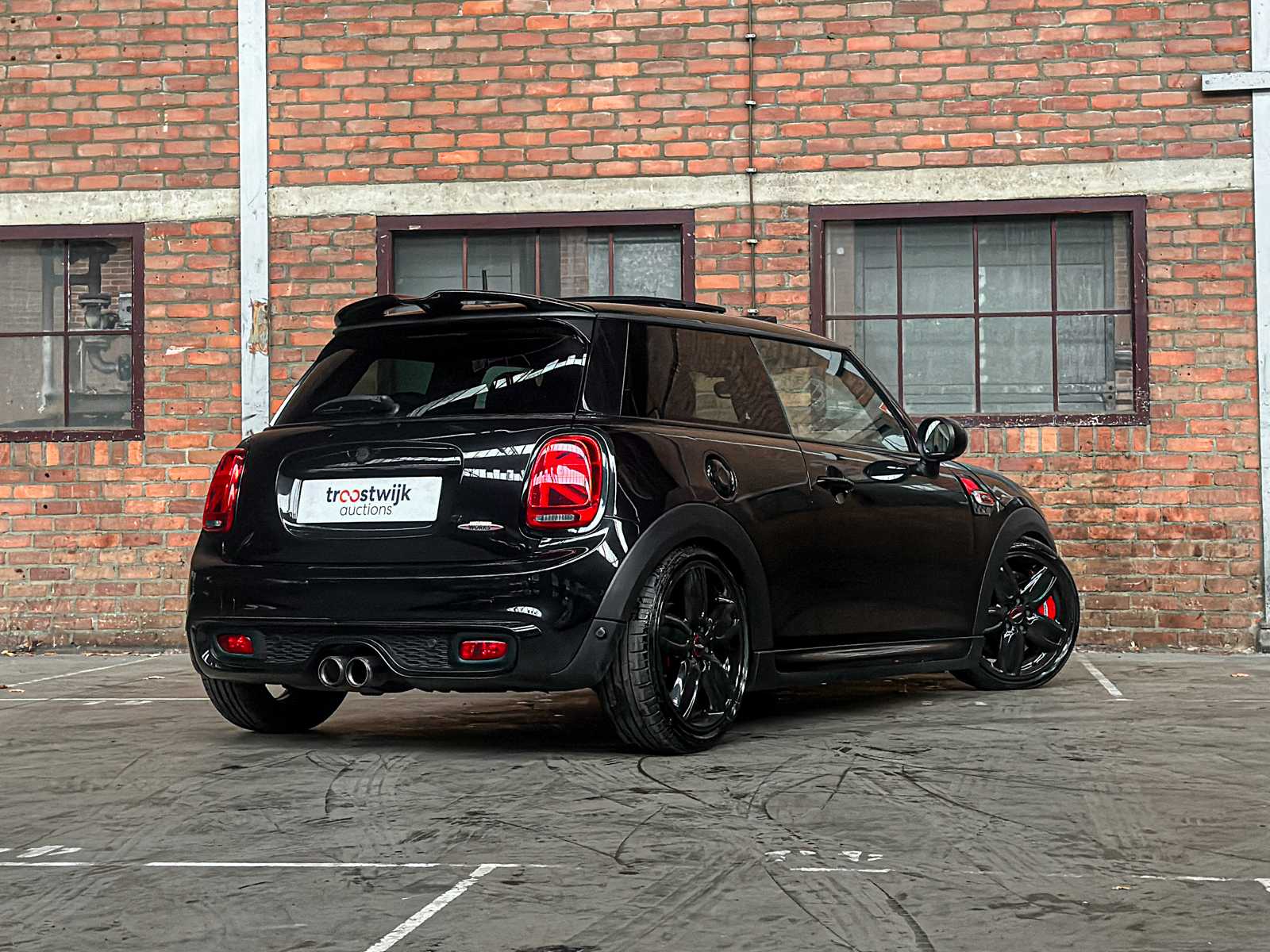 Mini Cooper S 2.0 JCW 400pk 2014 (Origineel-NL), 3-XDD-09